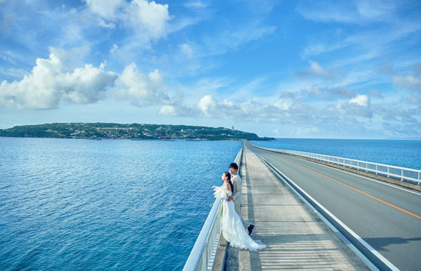 沖縄の結婚式のチャペル