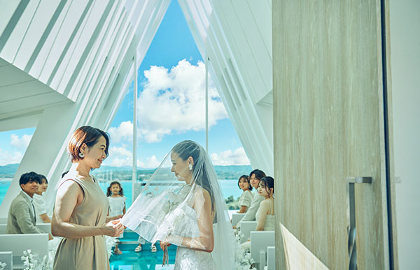 家族のみで沖縄結婚式