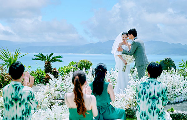 沖縄で家族だけの結婚式