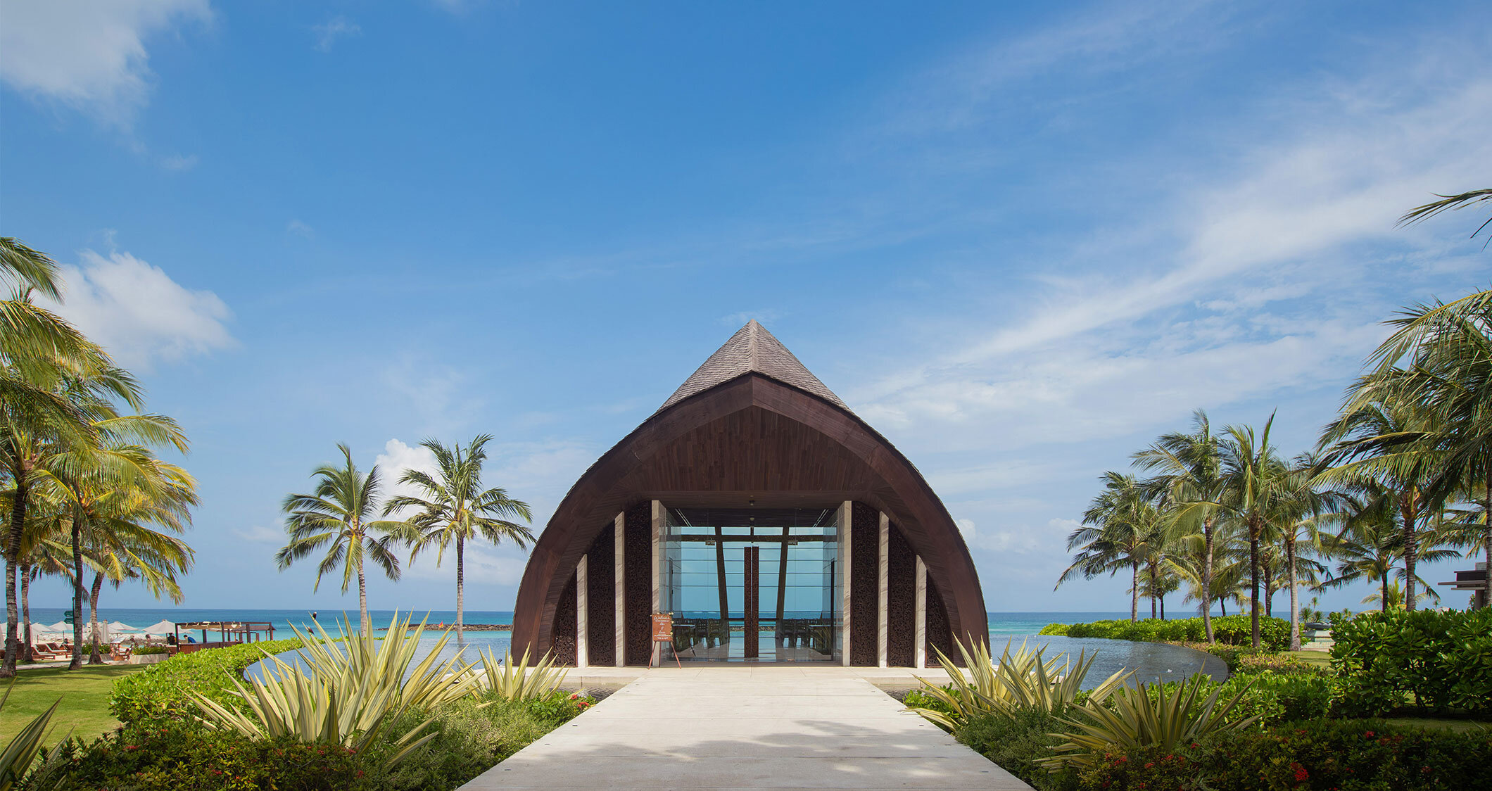 写真:オーシャンフロント アプルヴァ チャペル