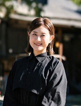 オンライングループ 嶋川さん.jpg