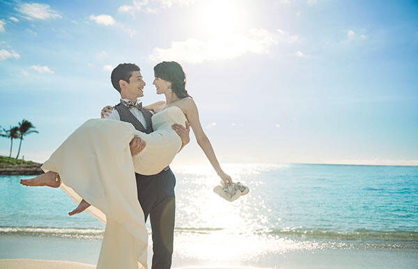 ハワイで撮りたいおしゃれなウェディングフォト&人気ロケーション