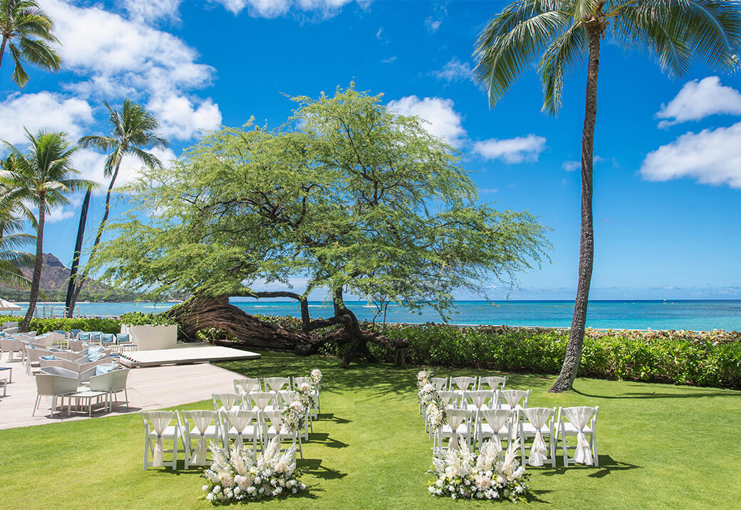 写真:カヴェヘヴェヘ・ウエディング・アット・ハレクラニ