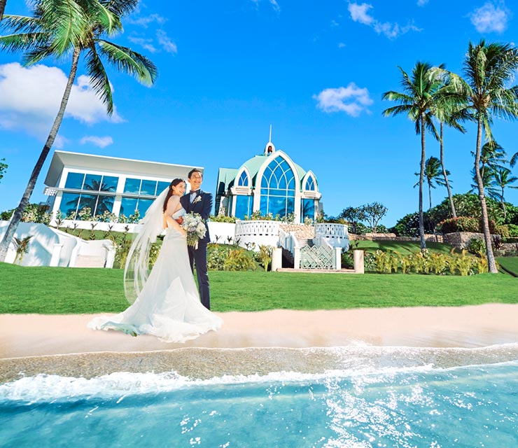 写真:ハワイ結婚式の費用相場！挙式の予算、ゲストや家族の旅費は？節約ポイントも
