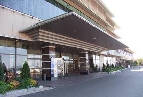 「福岡山の上ホテル」外観