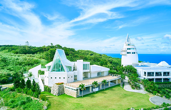 古宇利島 空と海のウェディング