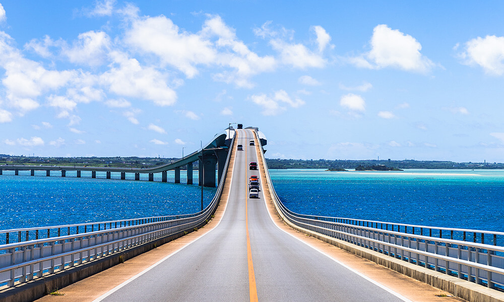 写真:沖縄で、旅するリゾートウェディング