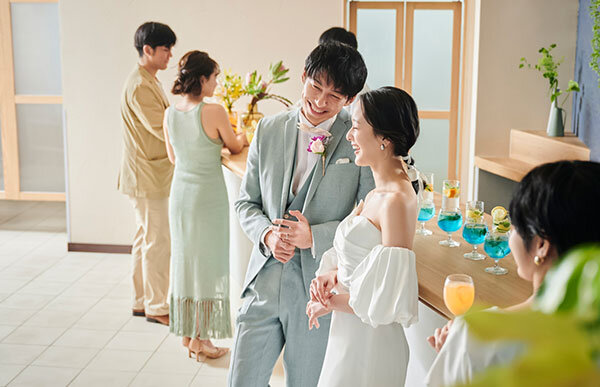 沖縄リゾートウェディングの衣裳