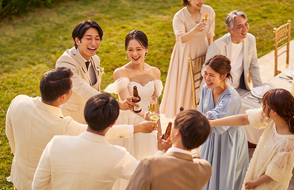 祝福のトースト（乾杯）