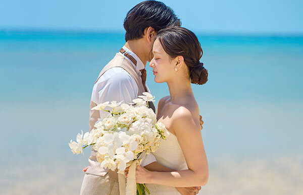 沖縄でふたりだけの結婚式