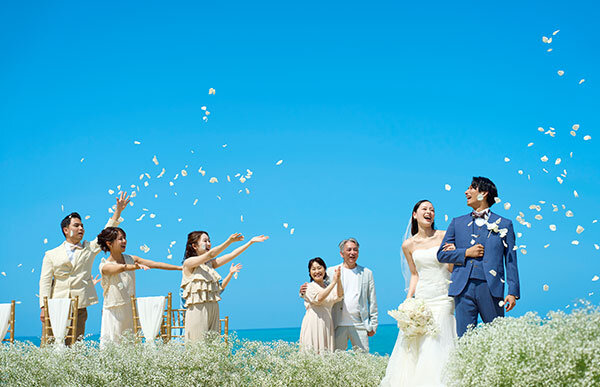 沖縄での結婚式の会場下見や打ち合わせ
