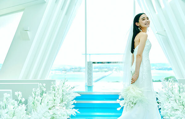 海の見えるチャペル