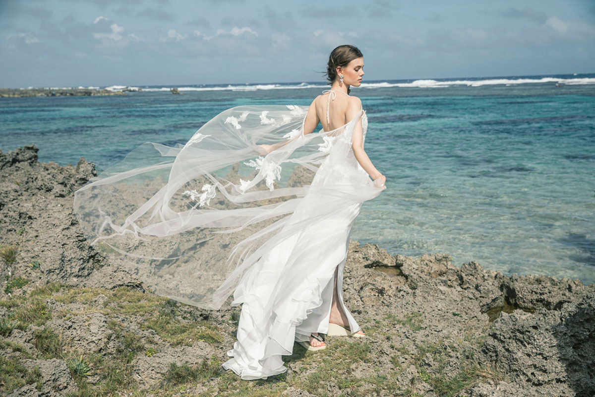 沖縄リゾートウェディングドレスギャラリー｜沖縄の結婚式・挙式なら