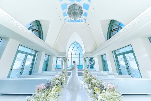 ビーチリゾートをもっと贅沢に感じたいおふたりに