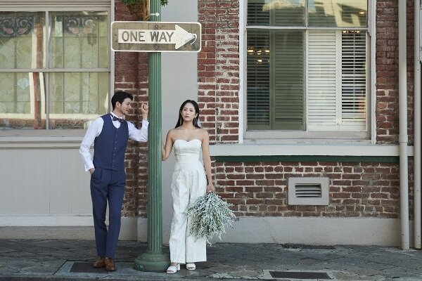 オールドハワイのレトロな雰囲気がおふたりの心弾ませるひと時を