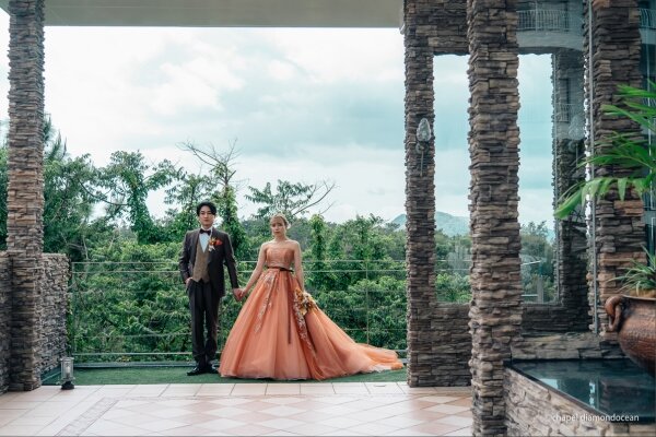 幸せに満ちたお二人の表情をありのままに残すフォトウェディング