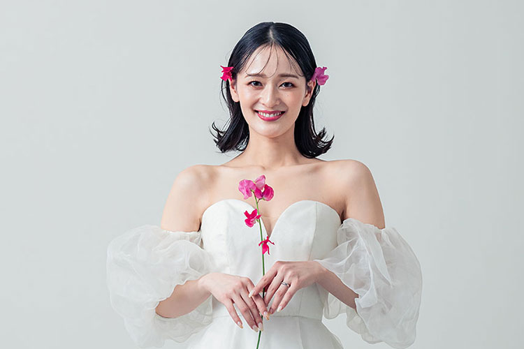 フォトスタジオで撮影されるブライダルフォトの花嫁