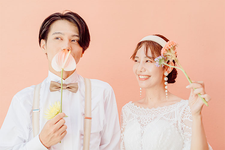 フォトウェディングの費用相場を徹底解説！写真だけの結婚式の平均予算はいくら？のアイキャッチ画像