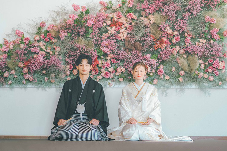 白無垢が似合う人の特徴とは？顔型・体型別の選び方解説のアイキャッチ画像