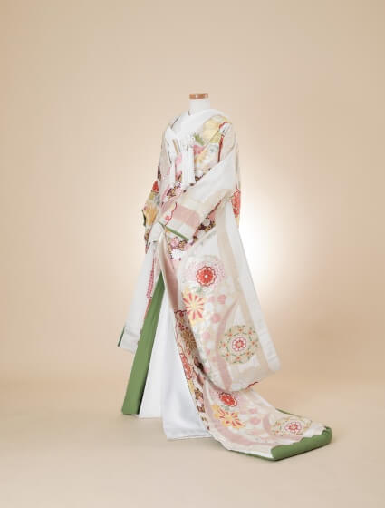 写真:東京で着れる和装・白無垢・色打掛
