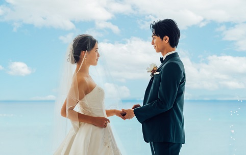 【沖縄本島】喜瀬マリンビジューチャペル＆ビーチフォトプラン（データプラン）セレモニー付
