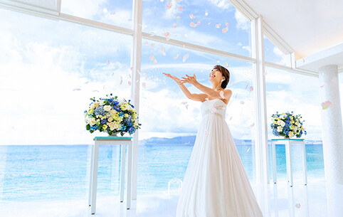 沖縄ロケーション 前撮り フォトウェディング 結婚写真なら ワタベウェディング