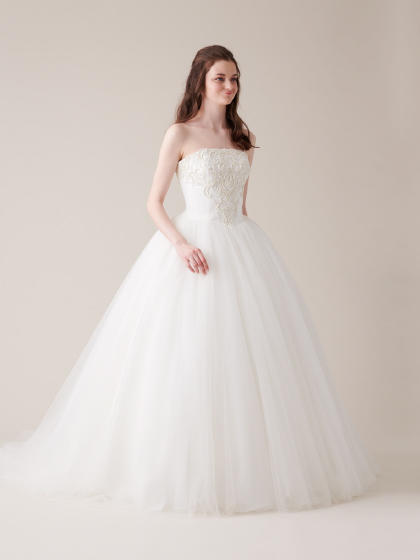 広島フォトスタジオ 前撮り フォトウェディング 結婚写真なら ワタベウェディング