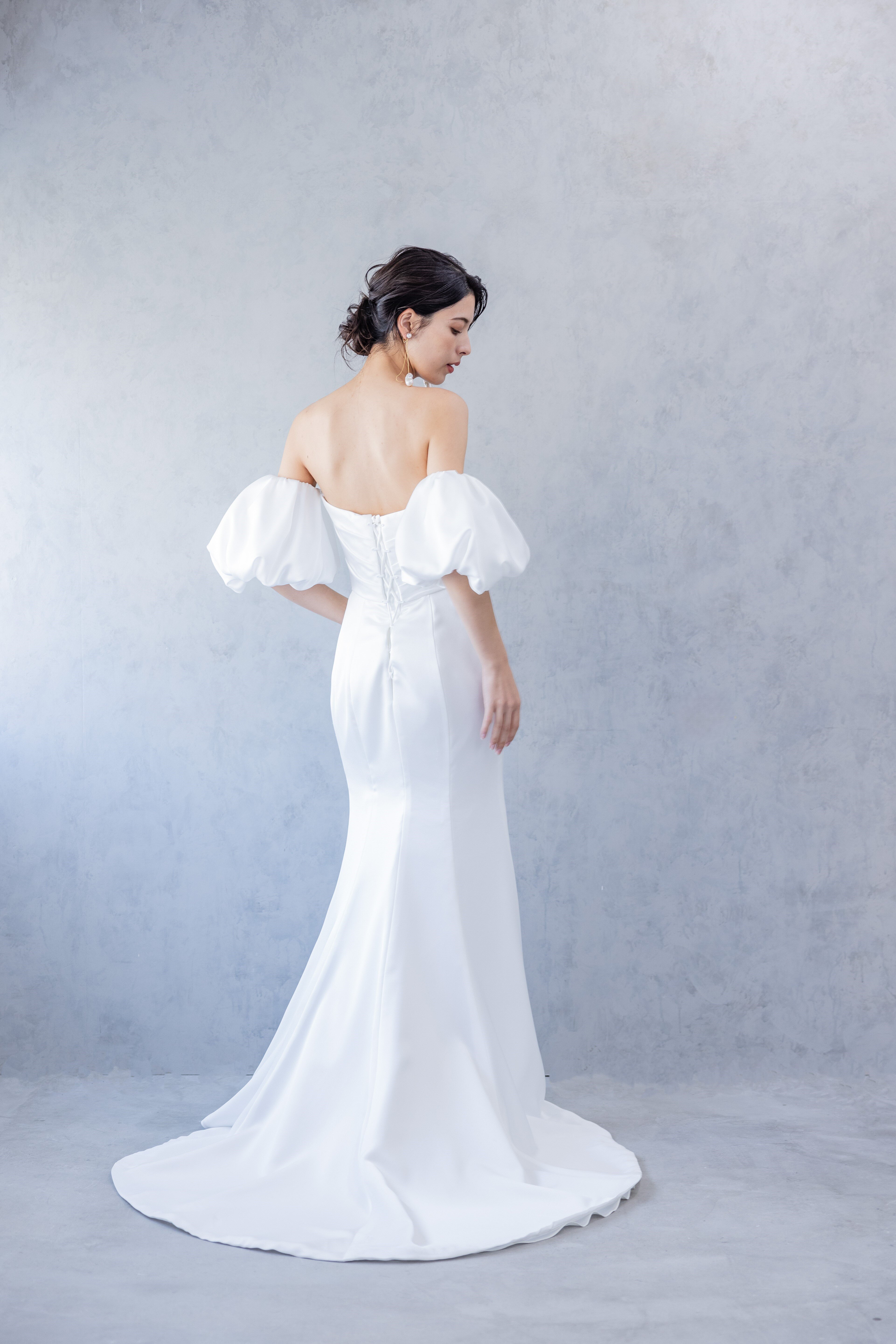 リゾ婚衣裳試着ドレス