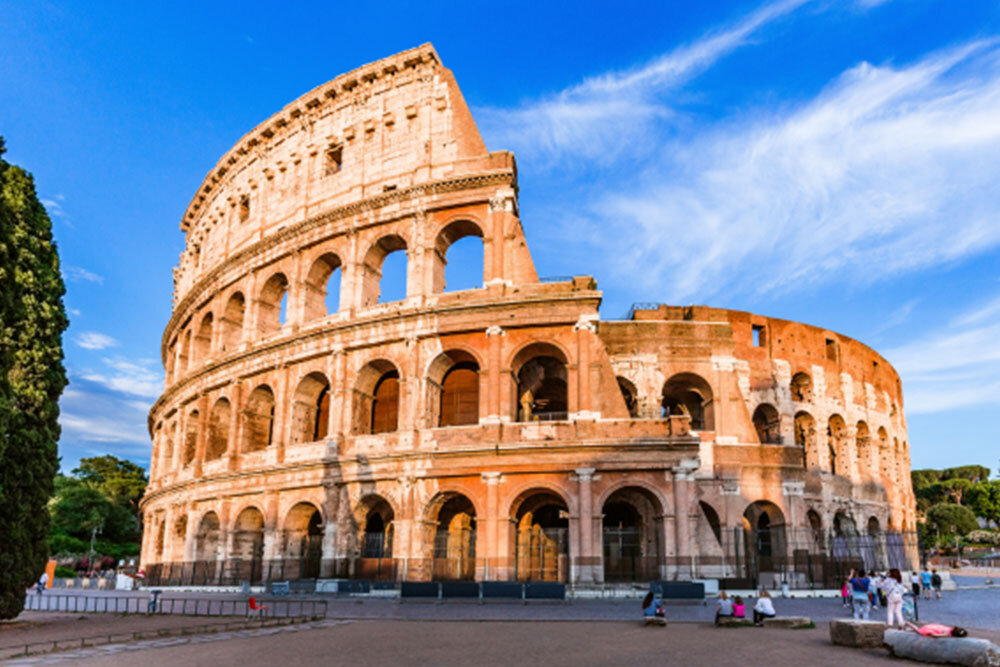 イタリア