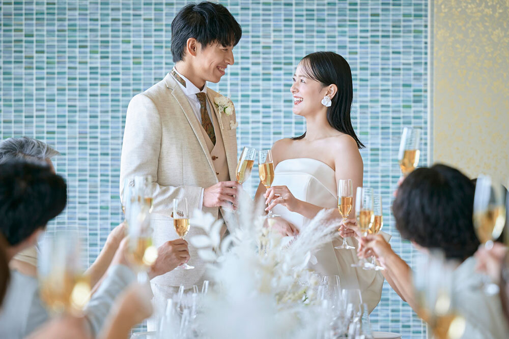 少人数リゾート婚の舞台になる沖縄の海辺のチャペル