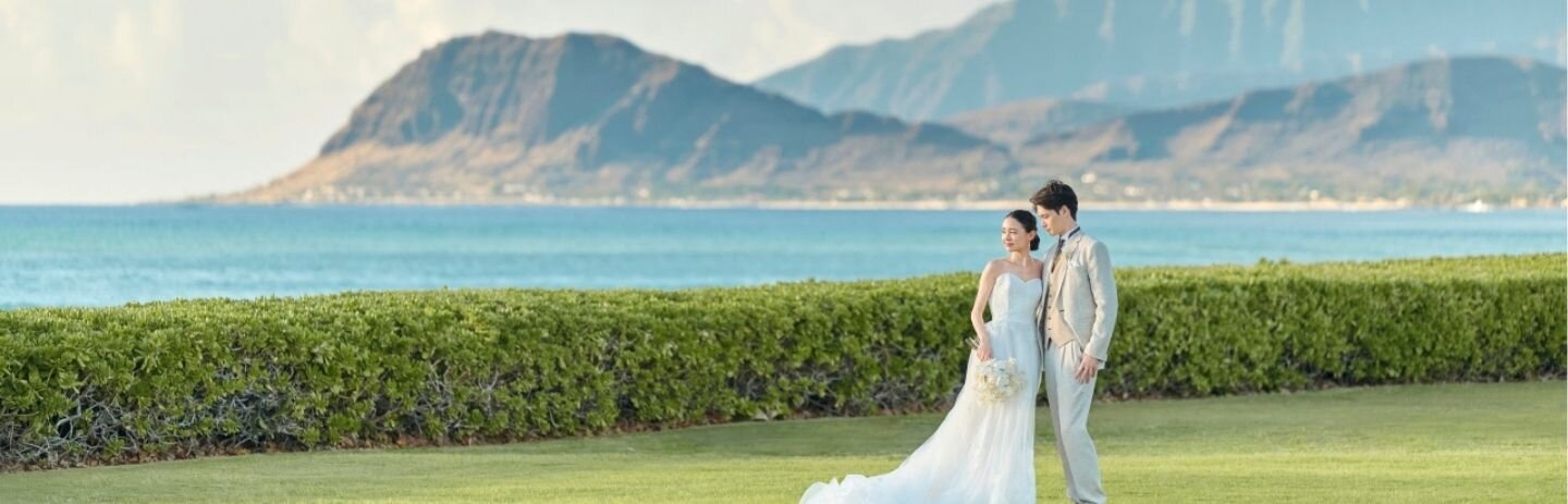 写真:【海外リゾ婚の魅力】ずっと憧れていた景色に囲まれ心から大切な人とくつろぐ。海外リゾート婚でしか生まれない唯一無二の時間をあなたに。|ワタベウェディング